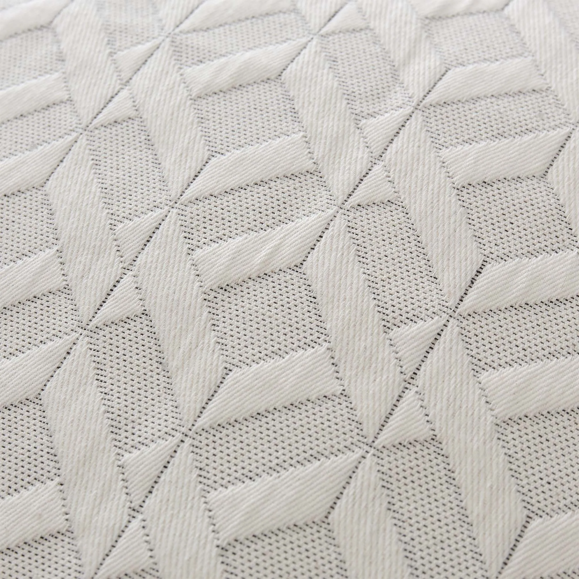 Aldeia Cotton Quilt [Light cream/Black]