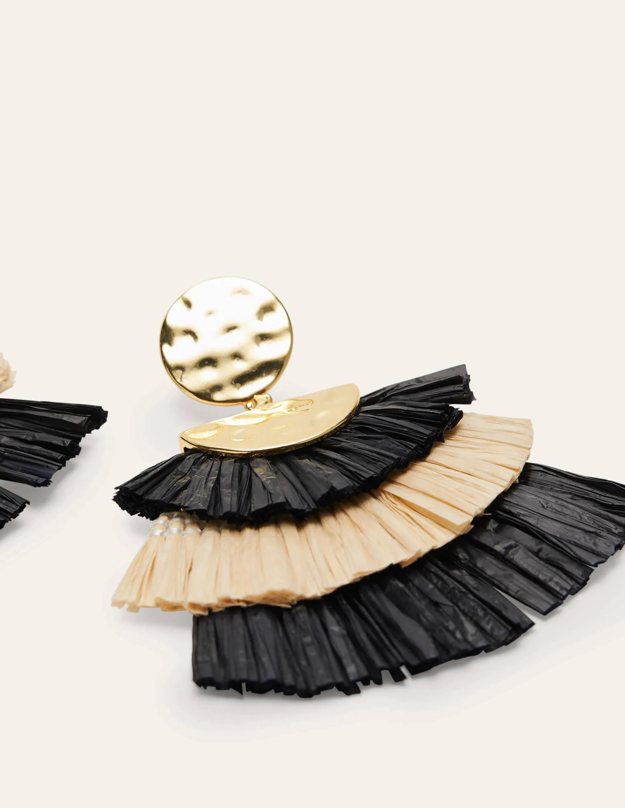 Hammered Tier Fringe Earrings-Black