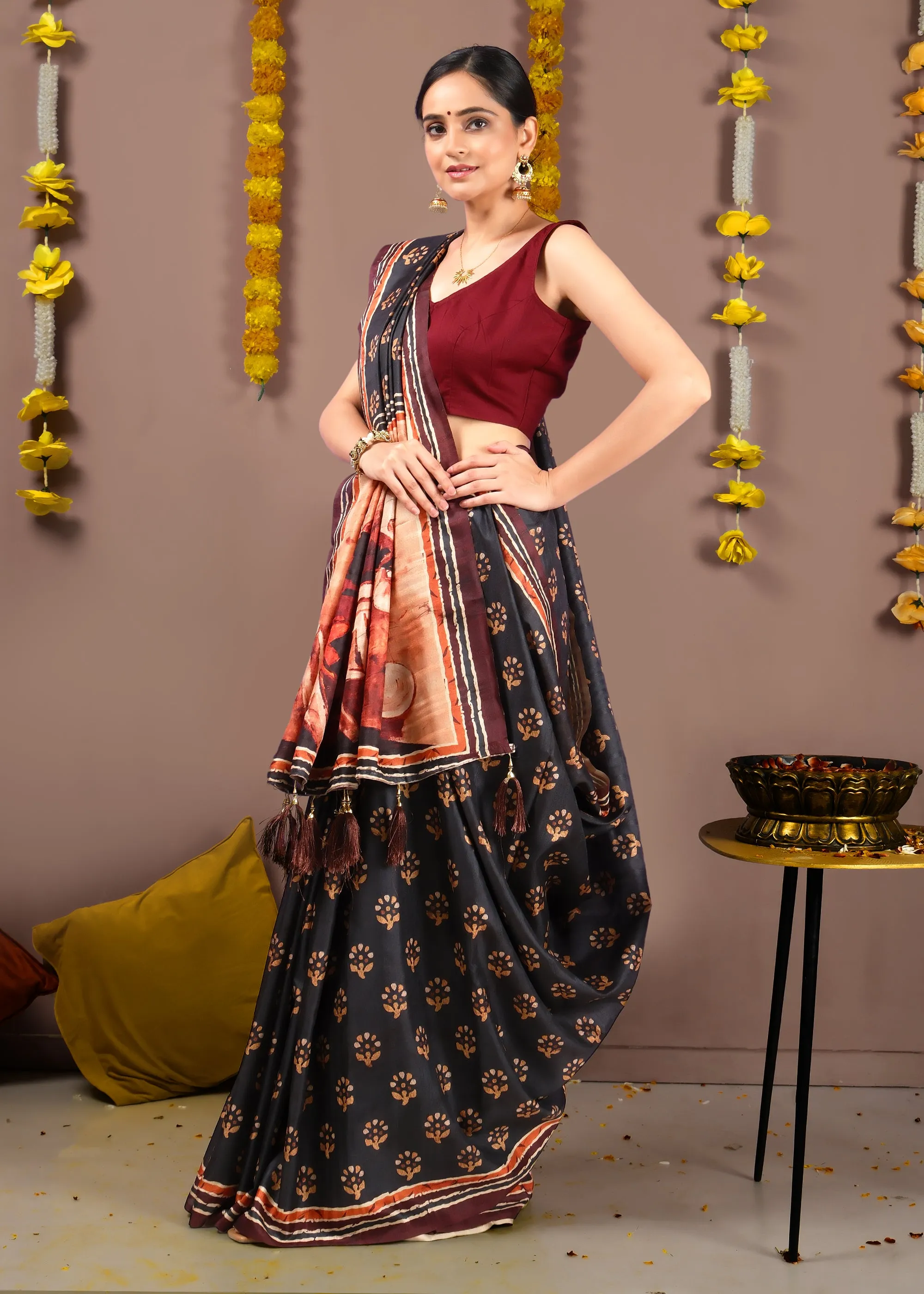 Handcrafted Black Saree with Traditional Motifs and Horse Printed Pallu