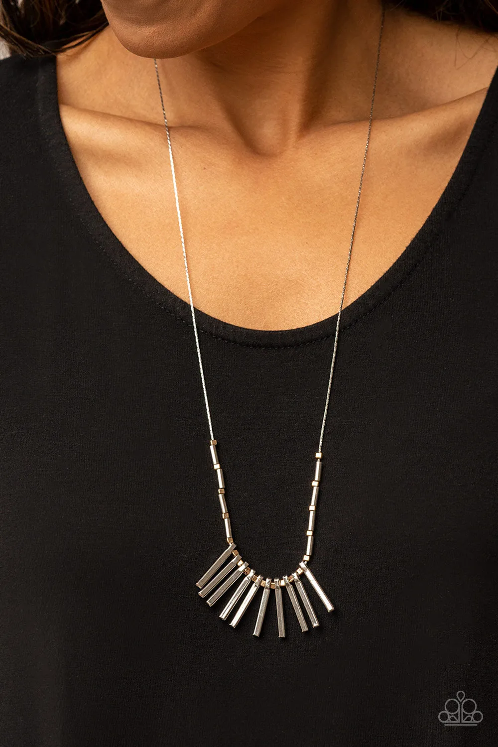 PAPARAZZI Rustic Hot Rod - Silver NECKLACE