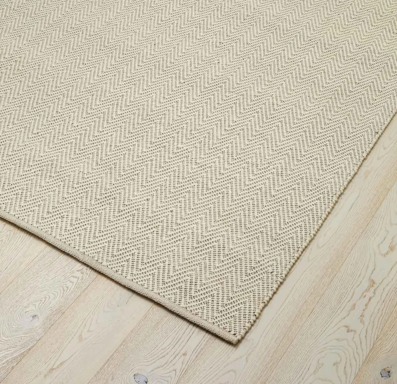 Weave Matterhorn Rug - Seasalt - 2m x 3m